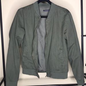 Brandy Melville Women’s Bomber